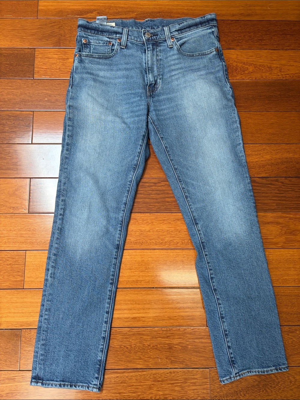 Levi's Slim Straight Men's Jeans in Light Blue Wash 511